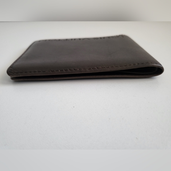 Louis Vuitton Men's Perforated Logo All-leather Wallet - Picture 9 of 11